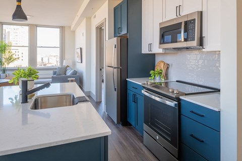 Granite Counter Tops In Kitchen at The Nicholas, St Louis